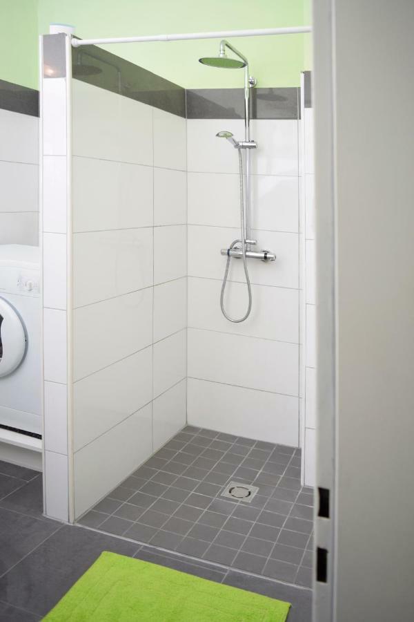3 Zimmer Zentrum , Kontaktloser Check In Klagenfurt am Woerthersee Esterno foto